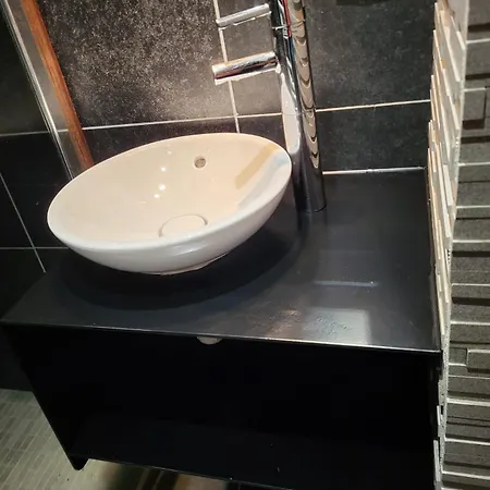 La Sapone Et Grange De Bovere